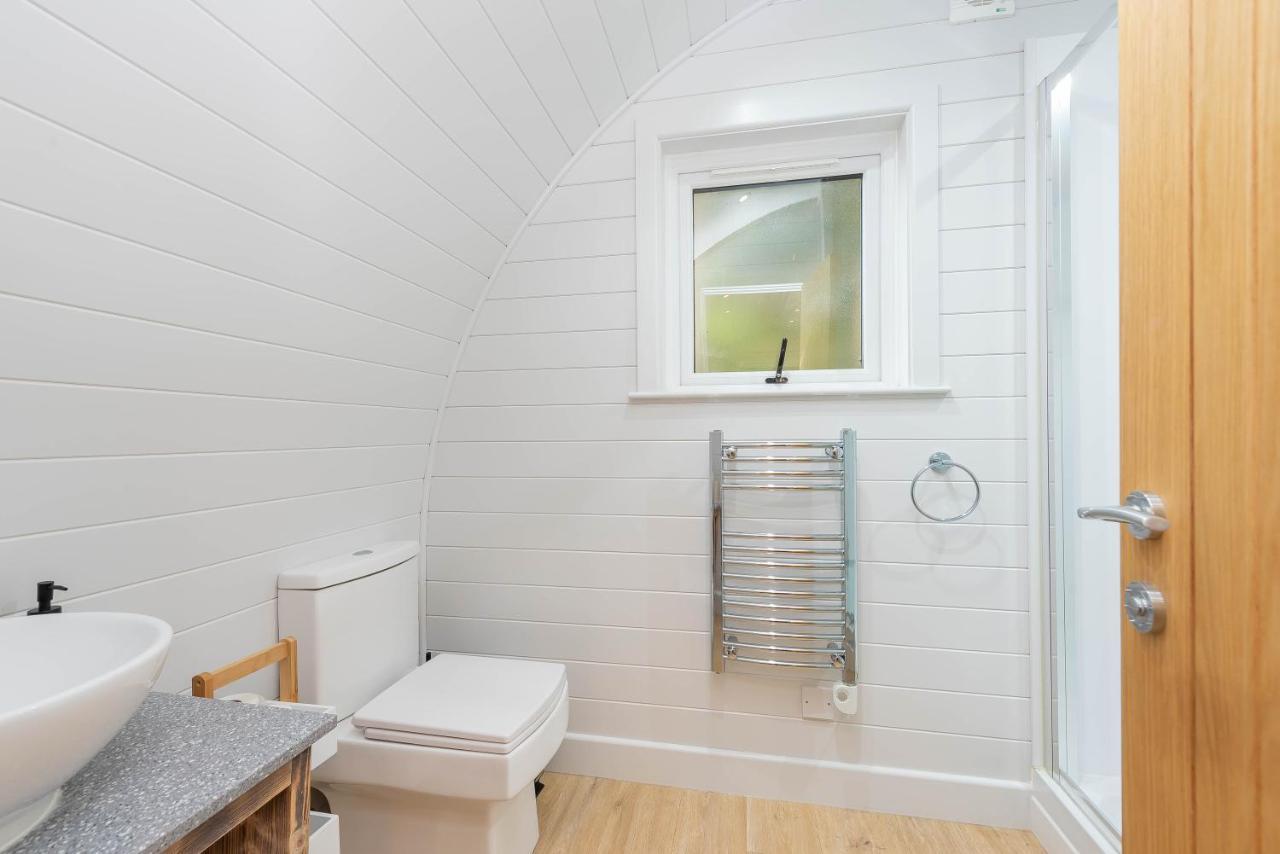 The Plough Inn Cabins Ramsden Buitenkant foto