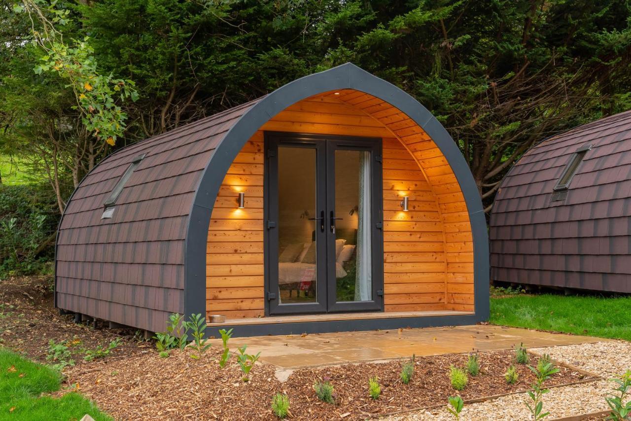 The Plough Inn Cabins Ramsden Buitenkant foto